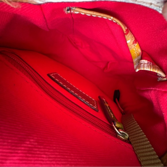 Dooney & Bourke Big Duck Dipinta Florentine Leather Limited Edition Bag - Picture 15 of 16